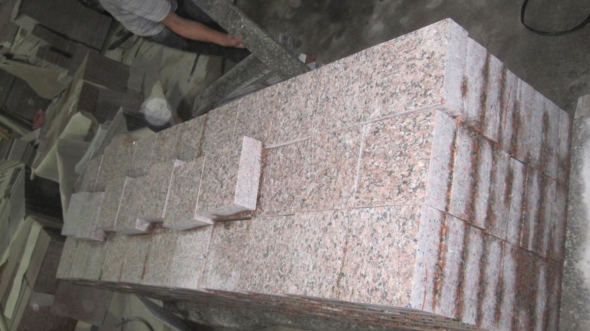 Maple red granite flamed